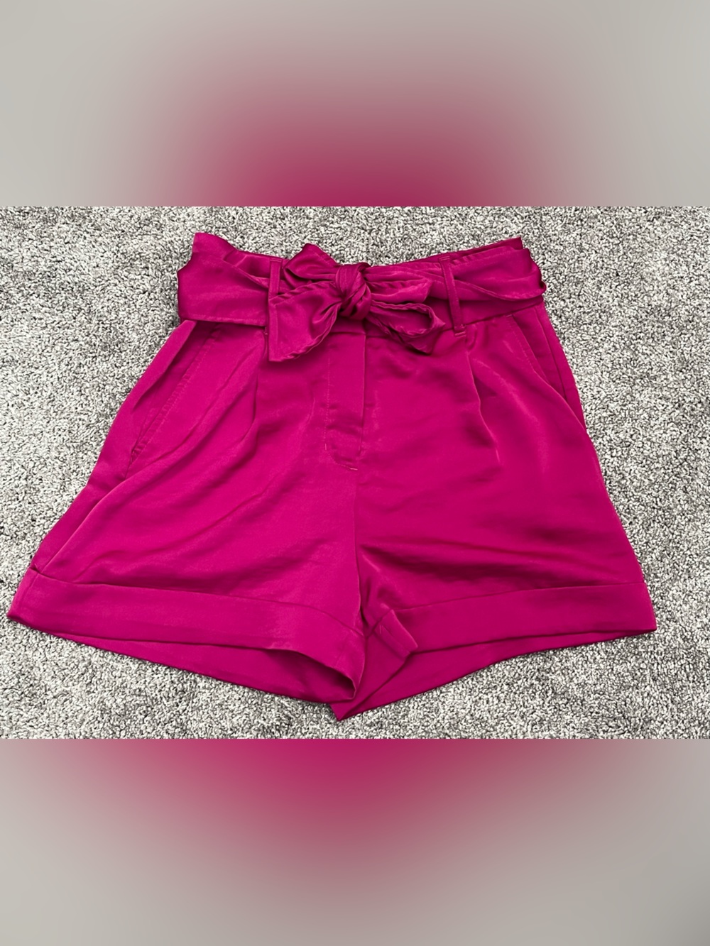 Express High-Waist Tie-Belt Shorts in Fuchsia size 2